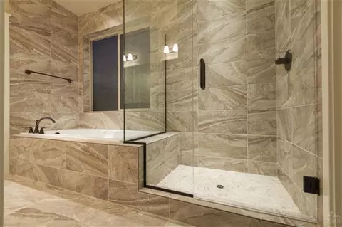 61045 SE Manhae Loop, Bend, OR 97702 photo 12