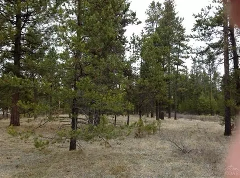 56201 Sandpiper Rd, Bend, OR 97707 photo 2