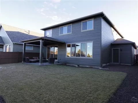 61044 SE Manhae Loop, Bend, OR 97702 photo 13
