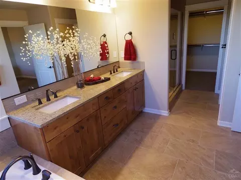 61044 SE Manhae Loop, Bend, OR 97702 photo 10