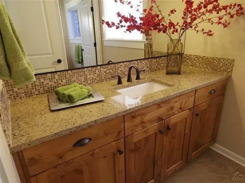 61044 SE Manhae Loop, Bend, OR 97702 photo 12