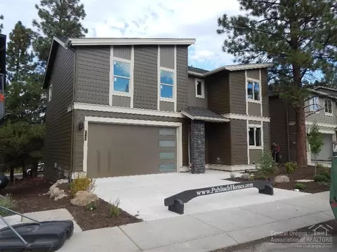 2368 NW Debron Ln, Bend, OR 97701 photo 1