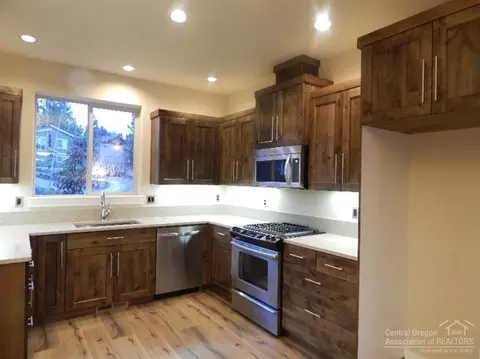 2368 NW Debron Ln, Bend, OR 97701 photo 20