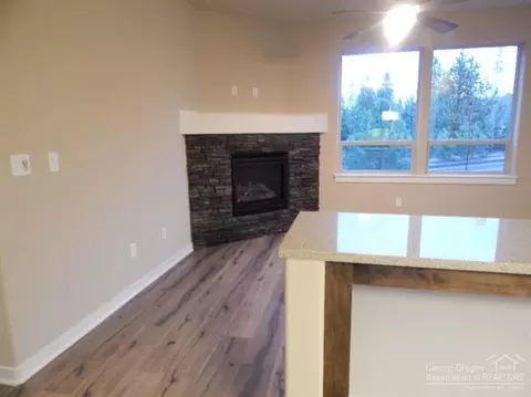 2368 NW Debron Ln, Bend, OR 97701 photo 18