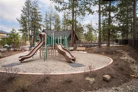 60308 SE Addie Triplett Loop, Bend, OR 97702 photo 22