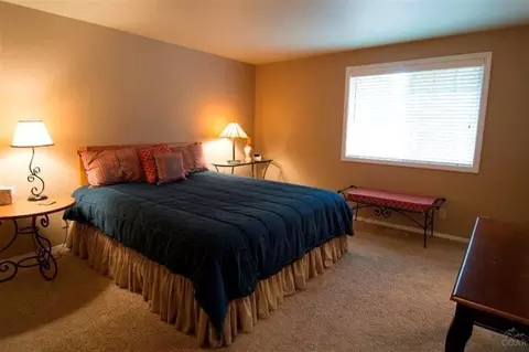17290 Kingsburg Rd, Bend, OR 97707 photo 8