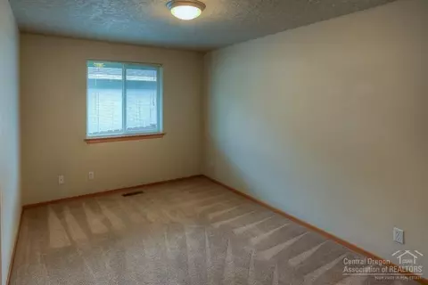 20545 Peak Ave, Bend, OR 97702 photo 15