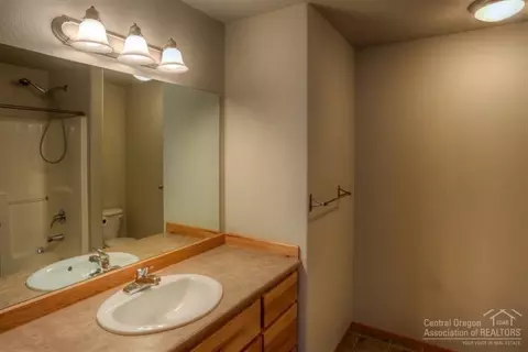 20545 Peak Ave, Bend, OR 97702 photo 17
