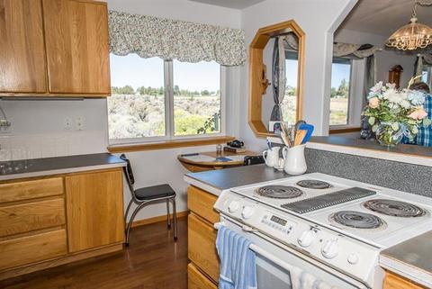 60960 Billadeau Rd, Bend, OR 97702 photo 9