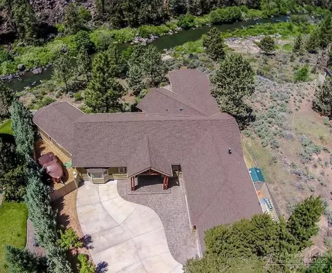 63085 Casey Pl, Bend, OR 97701 photo 4