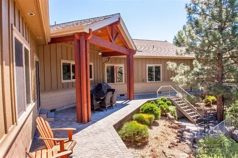 63085 Casey Pl, Bend, OR 97701 photo 7