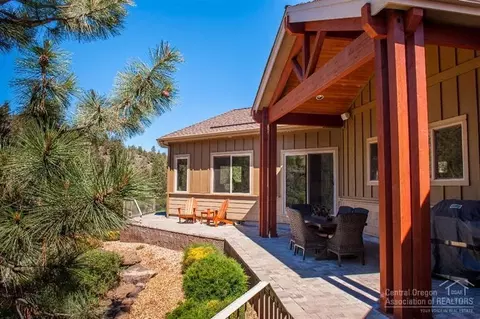 63085 Casey Pl, Bend, OR 97701 photo 6
