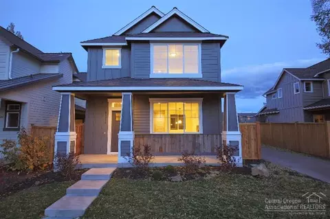 61520 Alstrup Rd, Bend, OR 97702 photo 1