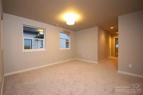 61520 Alstrup Rd, Bend, OR 97702 photo 9