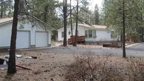 18735 Riverwoods Dr, Bend, OR 97702 photo 3