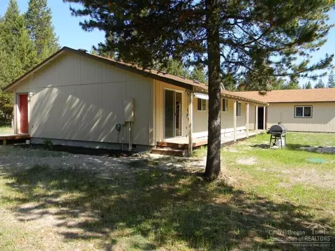 16492 Sprague Loop, La Pine, OR 97739 photo 13