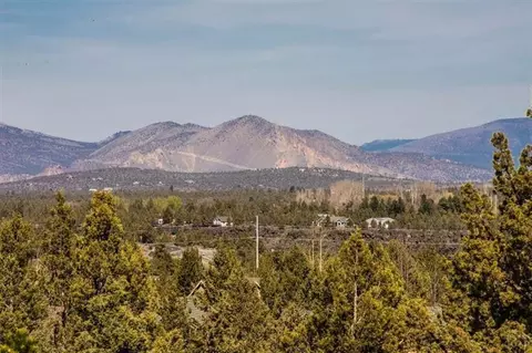 646 Nutcracker Dr, Redmond, OR 97756 photo 18