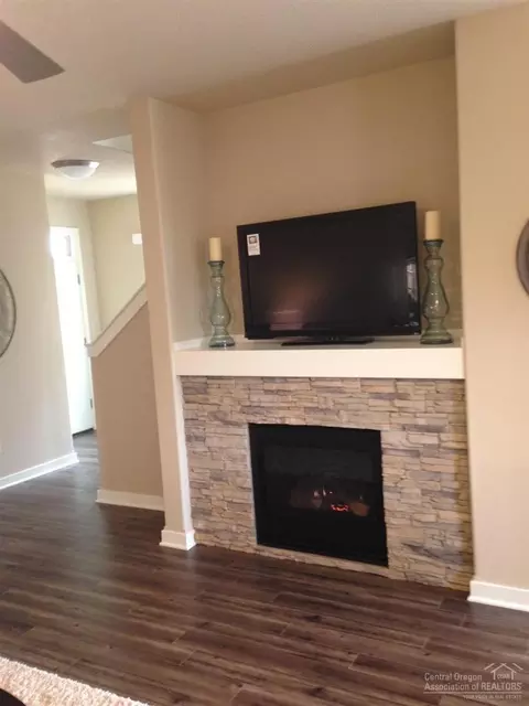 660 NE Vail Ln, Bend, OR 97701 photo 7