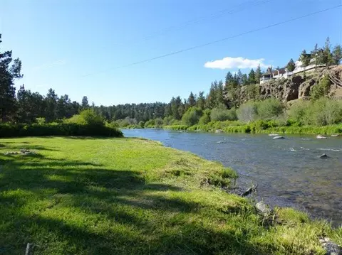 20076 Beaver Ln, Bend, OR 97701 photo 2
