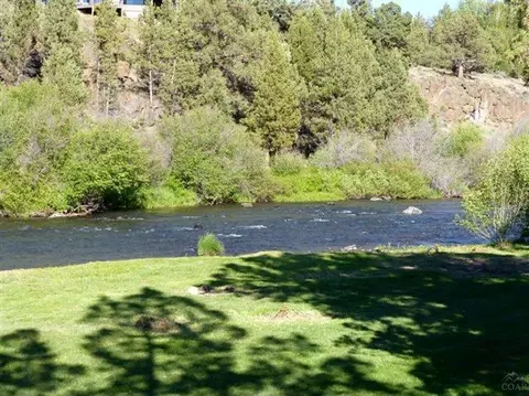 20076 Beaver Ln, Bend, OR 97701 photo 1