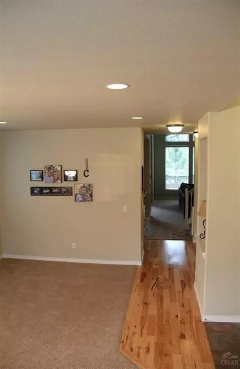 19765 SW Baneberry Ave, Bend, OR 97702 photo 6