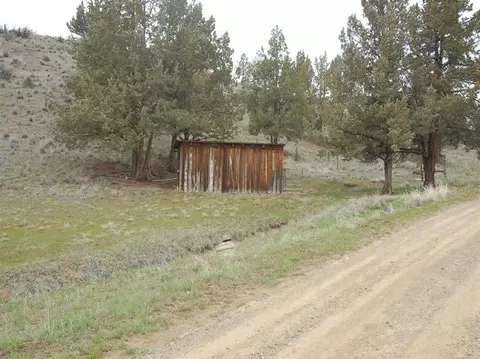 18817 Hwy 26, Mitchell, OR 97750 photo 24