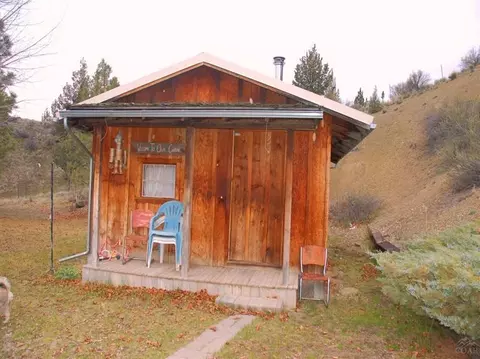 18817 Hwy 26, Mitchell, OR 97750 photo 19