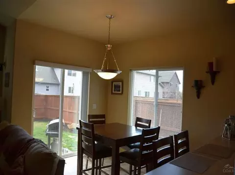 21241 Starlight Dr, Bend, OR 97702 photo 3