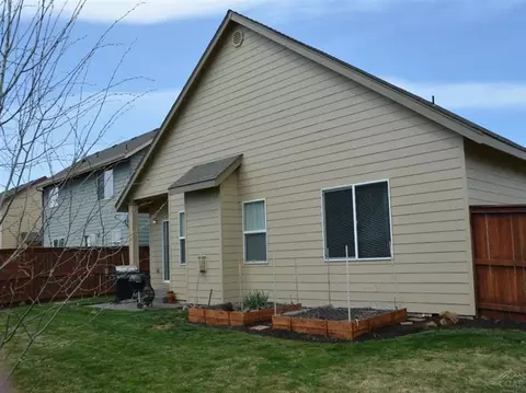 21241 Starlight Dr, Bend, OR 97702 photo 11