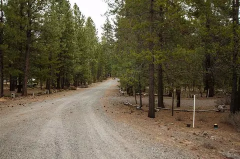 14635 Bear Berry, La Pine, OR 97739 photo 2