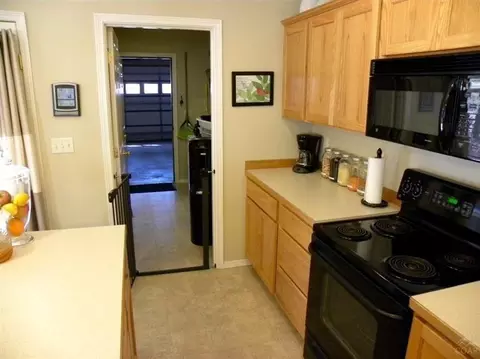 1061 E Cascade Ave, Sisters, OR 97759 photo 5