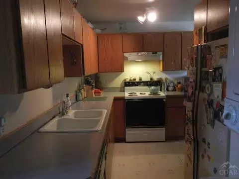 126 NW Chamberlain St, Bend, OR 97701 photo 4
