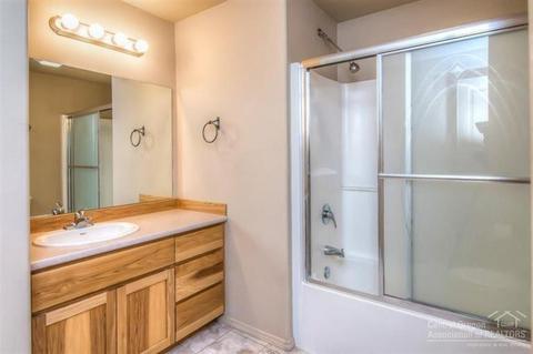 16461 Heath Dr, La Pine, OR 97739 photo 10
