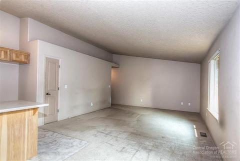 16461 Heath Dr, La Pine, OR 97739 photo 8