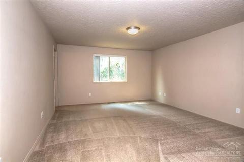 16461 Heath Dr, La Pine, OR 97739 photo 12
