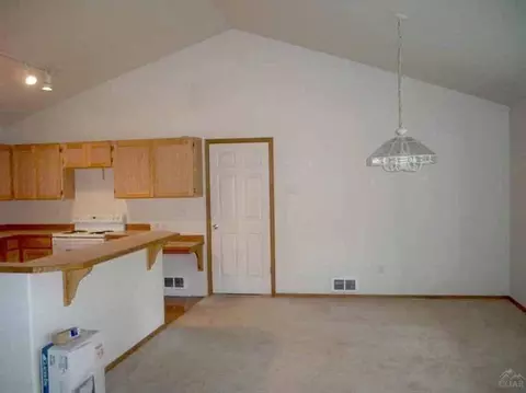 19920 Juniper Ln, Bend, OR 97701 photo 6
