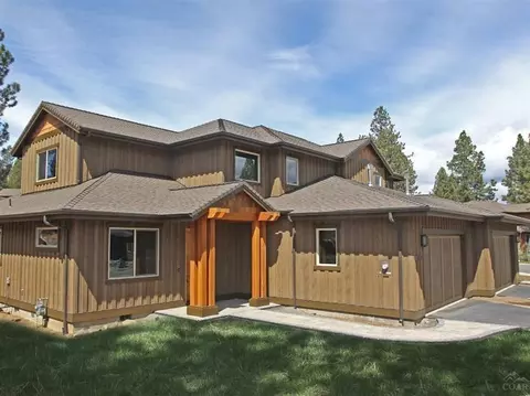60480 Snap Shot Loop, Bend, OR 97702 photo 1