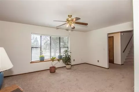 61697 Ten Barr Rd, Bend, OR 97701 photo 9