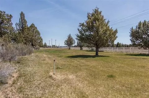 61697 Ten Barr Rd, Bend, OR 97701 photo 4