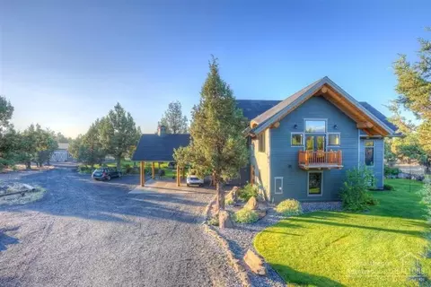18135 Plainview Rd, Bend, OR 97701 photo 2