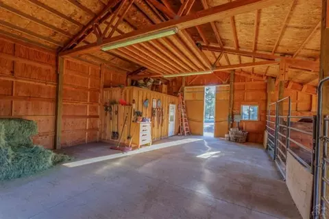 18135 Plainview Rd, Bend, OR 97701 photo 22