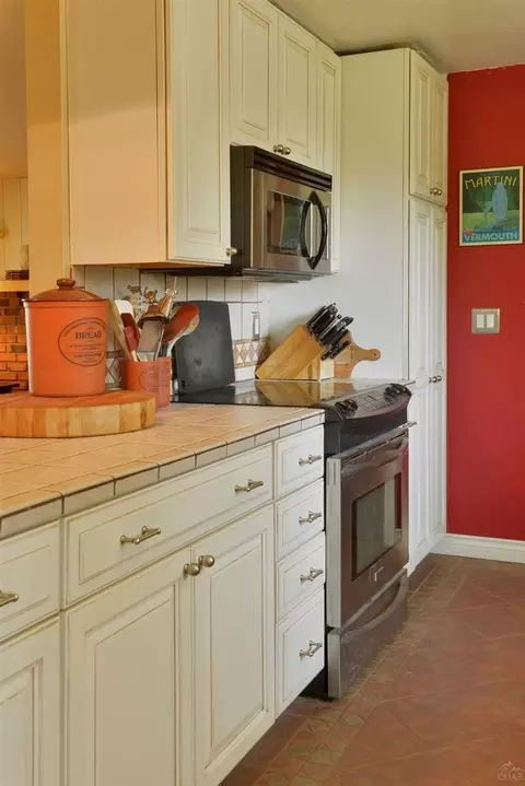 22585 Martee Ln, Bend, OR 97701 photo 20