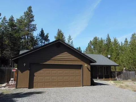17246 Indio, Bend, OR 97707 photo 1