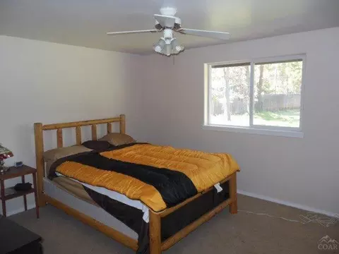 17246 Indio, Bend, OR 97707 photo 10