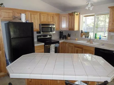 17246 Indio, Bend, OR 97707 photo 4