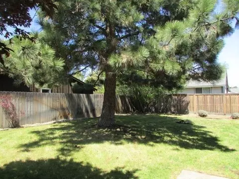 63247 NW Britta St, Bend, OR 97701 photo 15