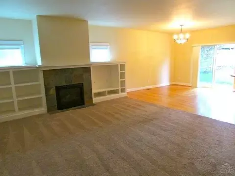 63247 NW Britta St, Bend, OR 97701 photo 3