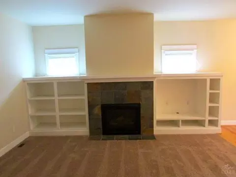 63247 NW Britta St, Bend, OR 97701 photo 4