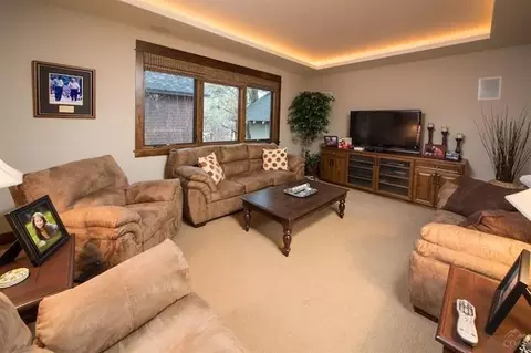 77 NW Pinecrest Ct, Bend, OR 97701 photo 13