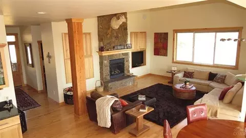 647 NW Powell Butte Loop, Bend, OR 97701 photo 8